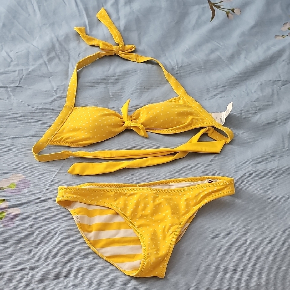 REVERSIBLE!! Tommy Hilfiger Yellow Polka Dot/Stripe Bikini Set Sz M